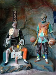 statue at haw par villa